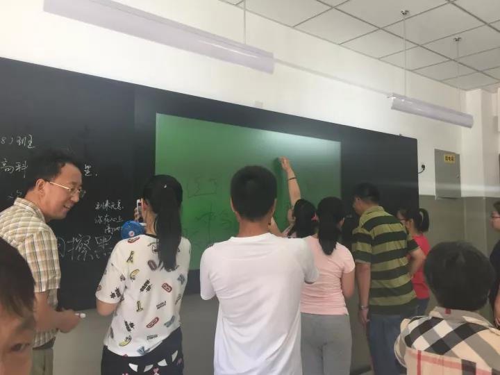 烏魯木齊一中(圖6) 烏魯木齊一中(圖6)